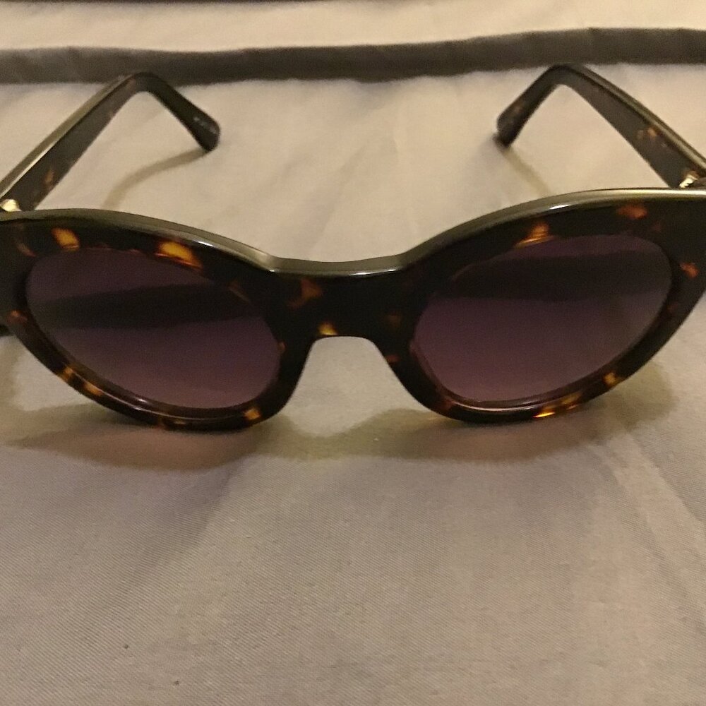 Women’s Tortoiseshell Cat Eye Sunglasses